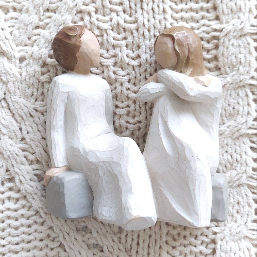 Willow Tree Friendship Figurine